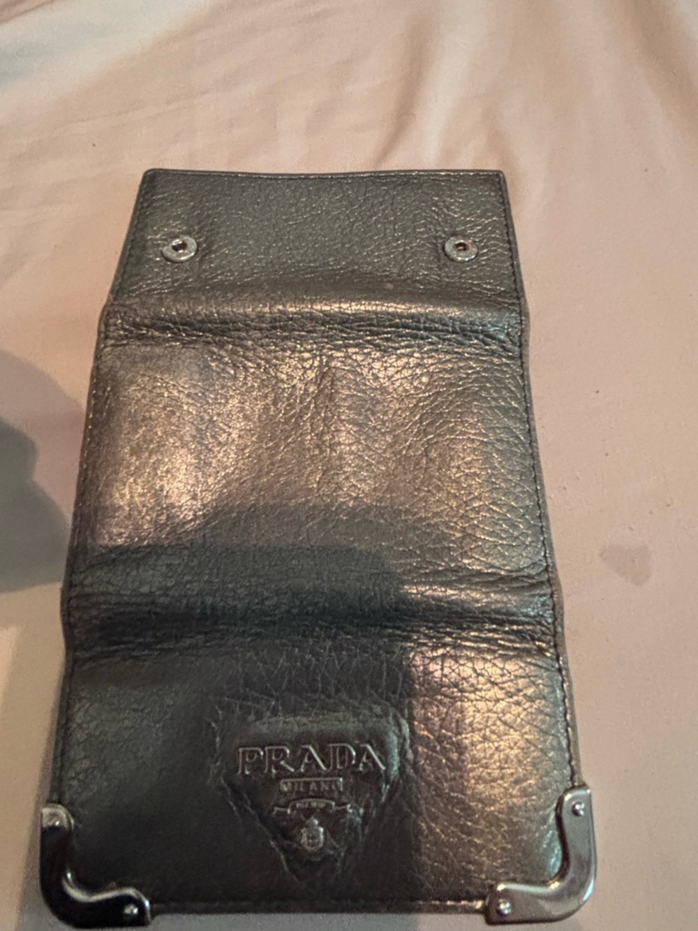 Authentic Prada Metallic Anthracite Leather Key Case – Rare Cahier Hardware - Picture 9 of 11
